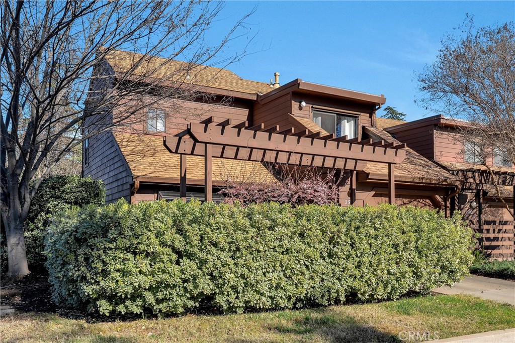 2500 Shooting Star Way Chico, CA 95928 - Photo 3 of 38 Front