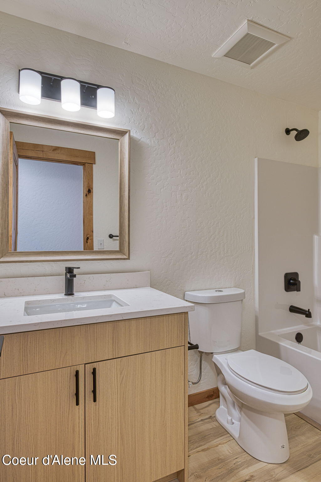 3596 Blaze Loop Post Falls, ID 83854 - Photo 28 of 43 Guest Bathroom