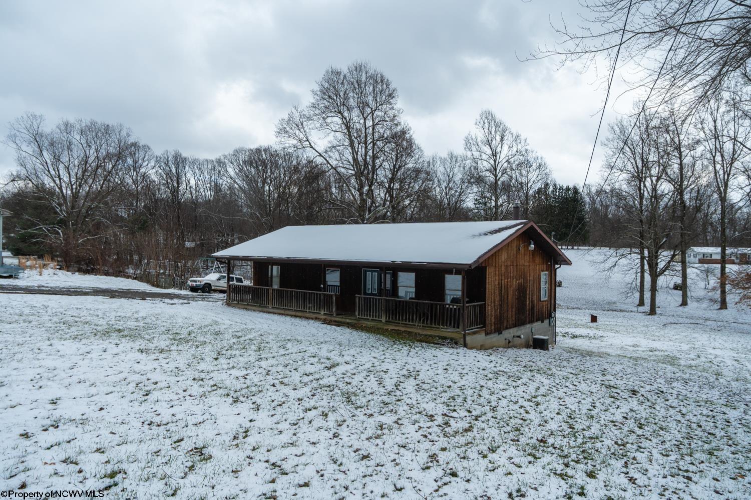 1238 Goshen Road Morgantown, WV 26508 - Photo 2 of 25 Gallery Image 2
