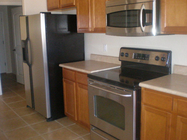 1683 Círculo Alameda Rio Rico, AZ 85648 - Photo 2 of 3