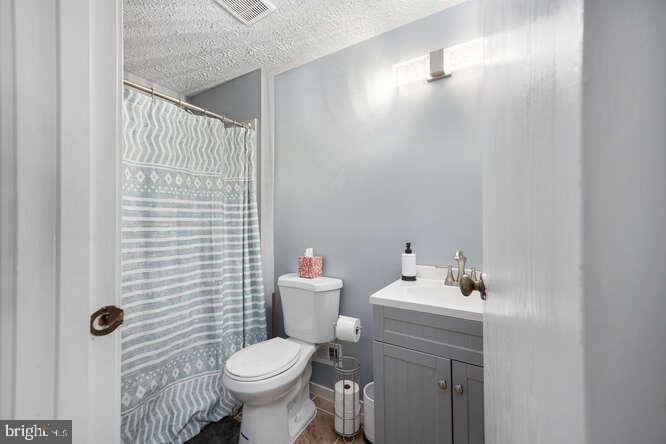 8 True Road Stafford, VA 22556 - Photo 21 of 32 Master bath