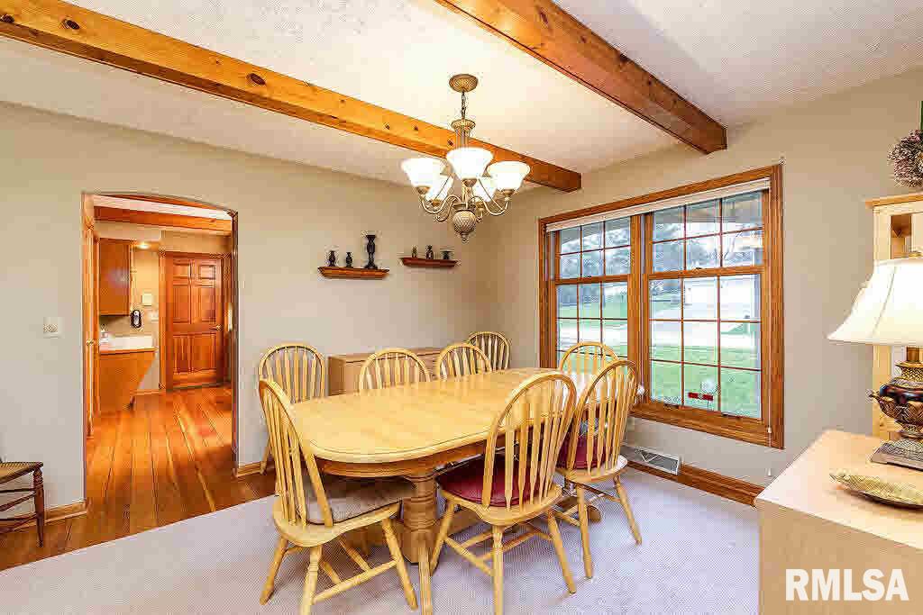 4770 Silver Spur Road Bettendorf, IA 52722 - Photo 5 of 24