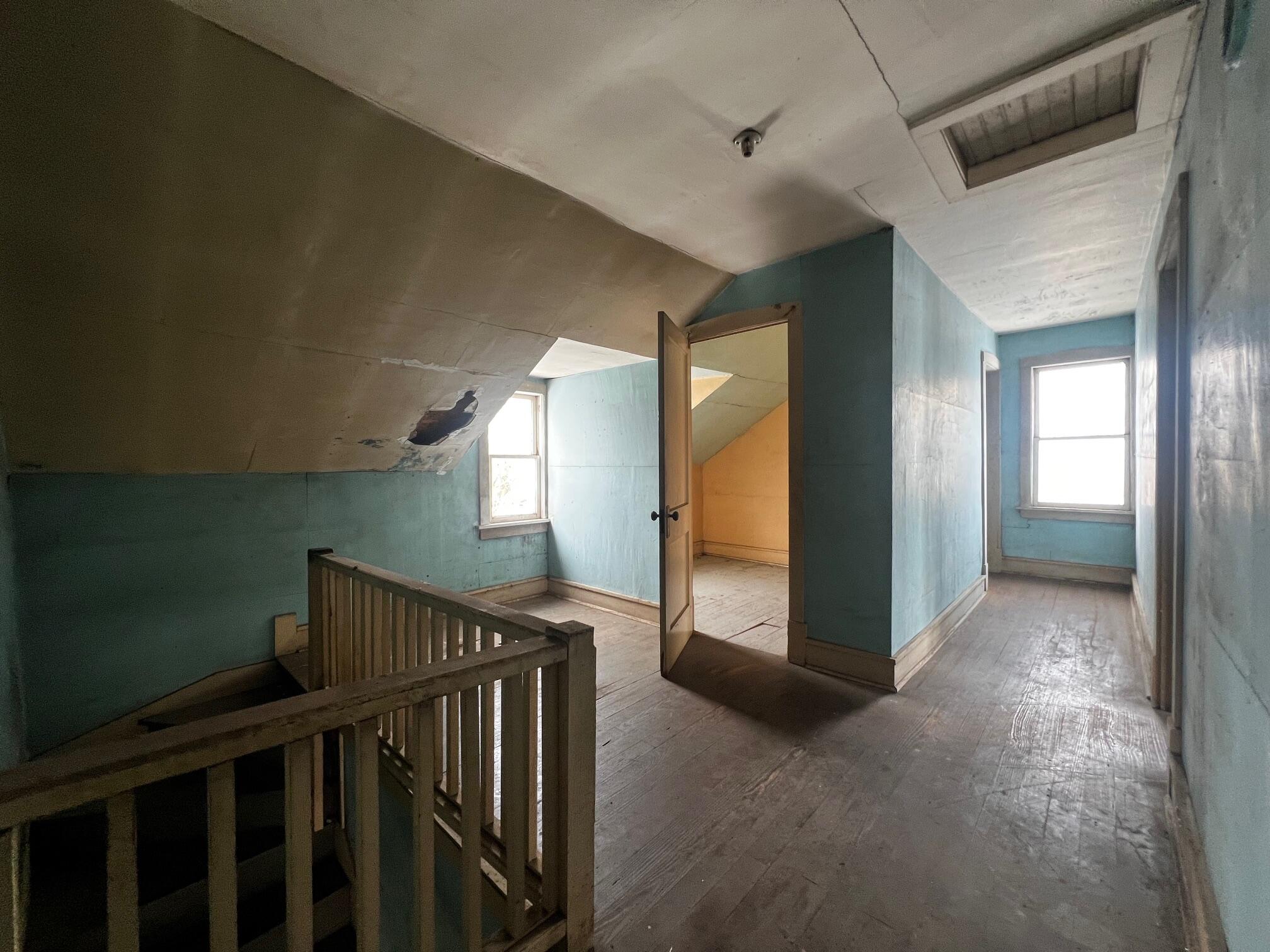 38126 72nd Avenue, Unit B Decatur, MI 49045 - Photo 14 of 39 upstairs landing