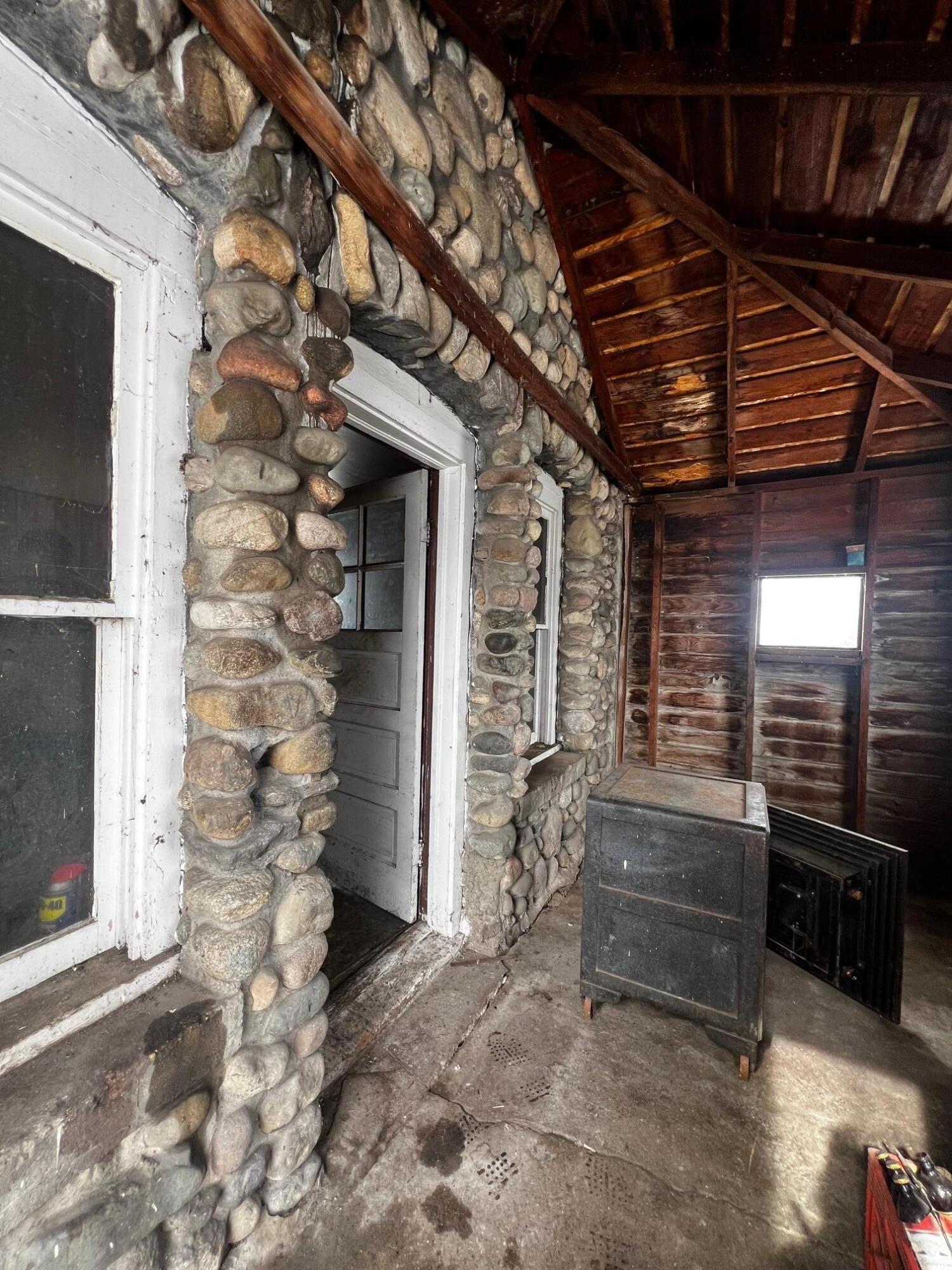 38126 72nd Avenue, Unit B Decatur, MI 49045 - Photo 3 of 39 side porch