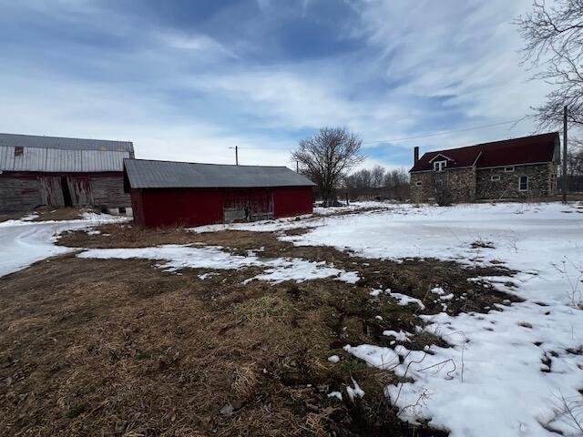 38126 72nd Avenue, Unit B Decatur, MI 49045 - Photo 38 of 39 IMG_6932