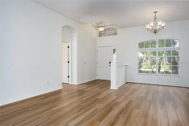 $599,900 | 527 Bridle Path Way, Tarpon Springs, FL 34688