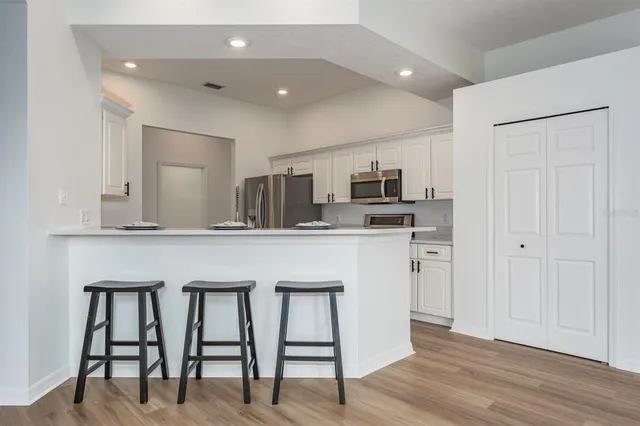 $599,900 | 527 Bridle Path Way, Tarpon Springs, FL 34688