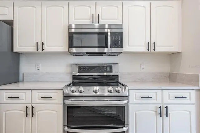 $599,900 | 527 Bridle Path Way, Tarpon Springs, FL 34688