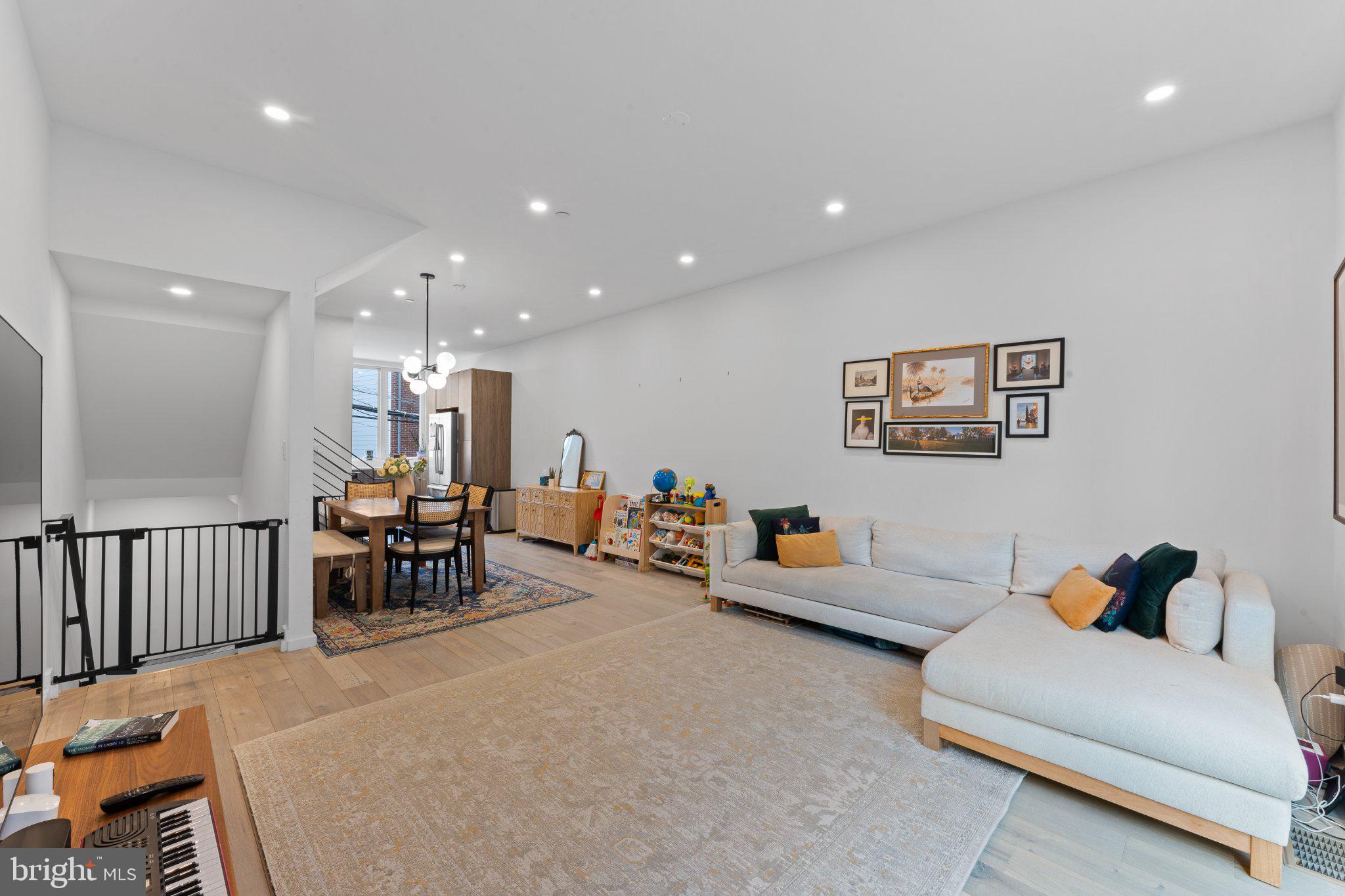 312 Poplar Street Philadelphia, PA 19123 - Photo 12 of 30