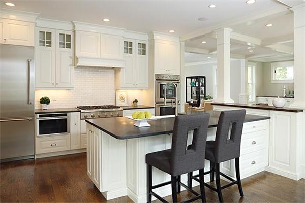 16 Garden Road Newton, MA 02458 - Photo 4 of 11 Gallery Image 4
