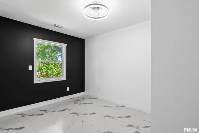 $119,000 | 524 West Carpenter Street, Springfield, IL 62702