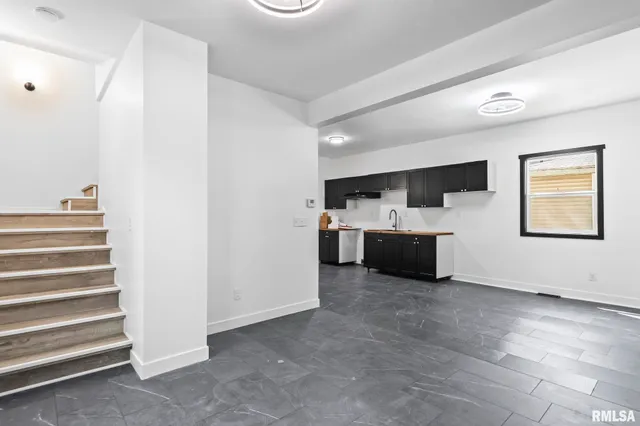 $119,000 | 524 West Carpenter Street, Springfield, IL 62702