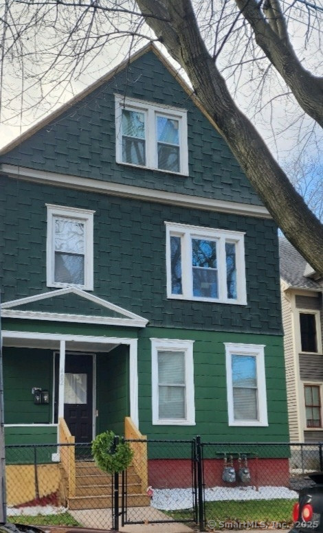 402 Huntington Street New Haven, CT 06511 - Photo 12 of 12 a front view of a house