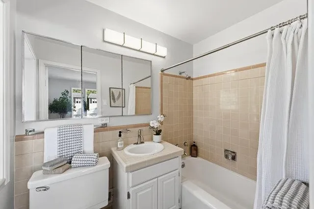 $3,295,000 | 22 Pinecrest Terrace, San Mateo, CA 94402