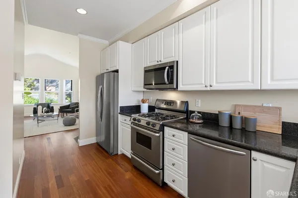 $3,050,000 | 1180 Clayton Street, San Francisco, CA 94117