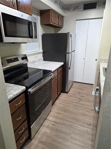 $1,150 | 2038 Dickory Avenue, Unit 2A, New Orleans, LA 70123