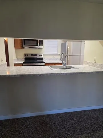 $1,150 | 2038 Dickory Avenue, Unit 2A, New Orleans, LA 70123