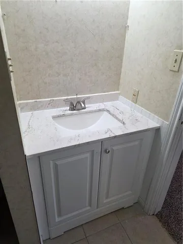 $1,150 | 2038 Dickory Avenue, Unit 2A, New Orleans, LA 70123