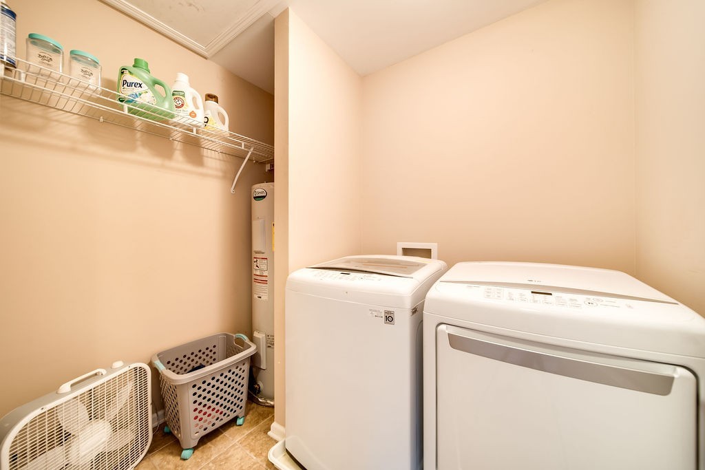 181 Dry Fork Road South Bethpage, TN 37022 - Photo 35 of 52 a utility room with dryer and washer