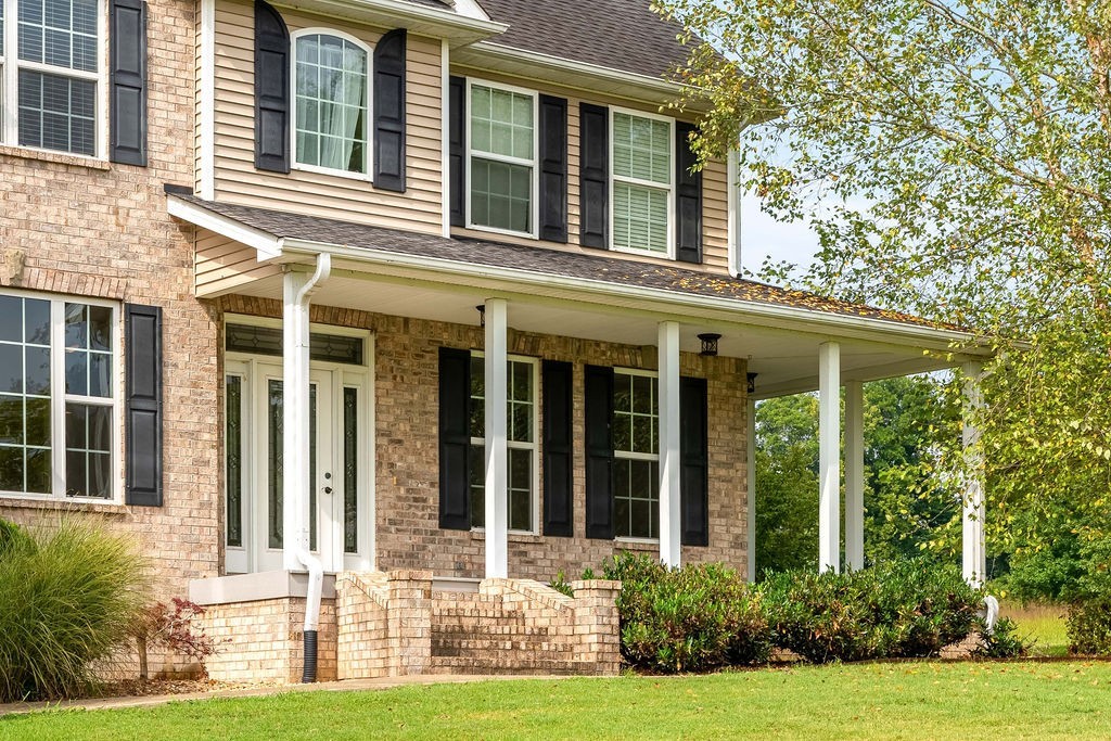 181 Dry Fork Road South Bethpage, TN 37022 - Photo 4 of 52 front view of a house with a yard
