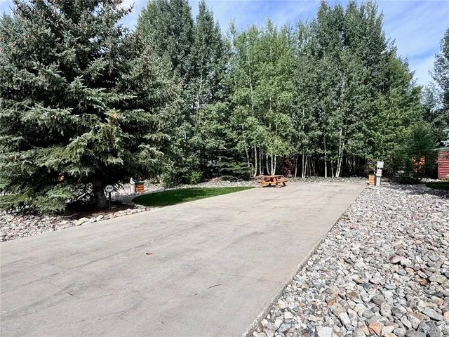 a view of outdoor space with city view