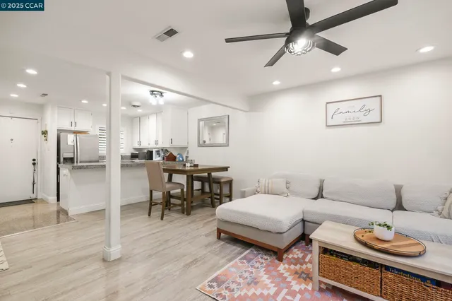 $560,000 | 394 Ilo Lane, Unit 303, Danville, CA 94526