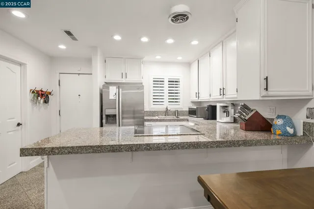 $560,000 | 394 Ilo Lane, Unit 303, Danville, CA 94526