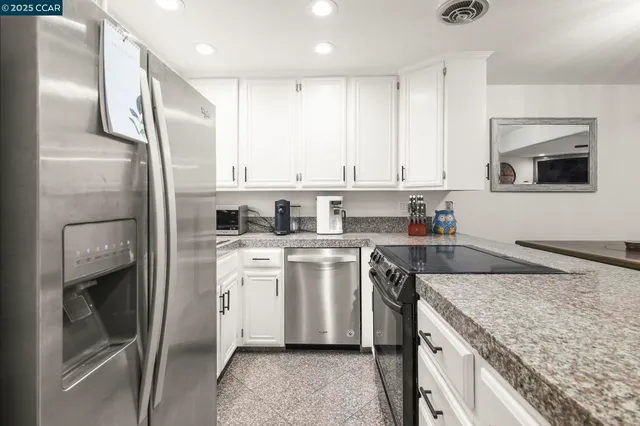 $560,000 | 394 Ilo Lane, Unit 303, Danville, CA 94526