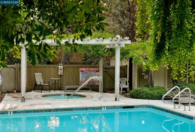 $560,000 | 394 Ilo Lane, Unit 303, Danville, CA 94526