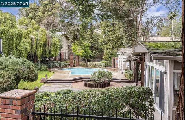 $560,000 | 394 Ilo Lane, Unit 303, Danville, CA 94526