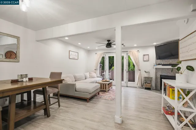 $560,000 | 394 Ilo Lane, Unit 303, Danville, CA 94526