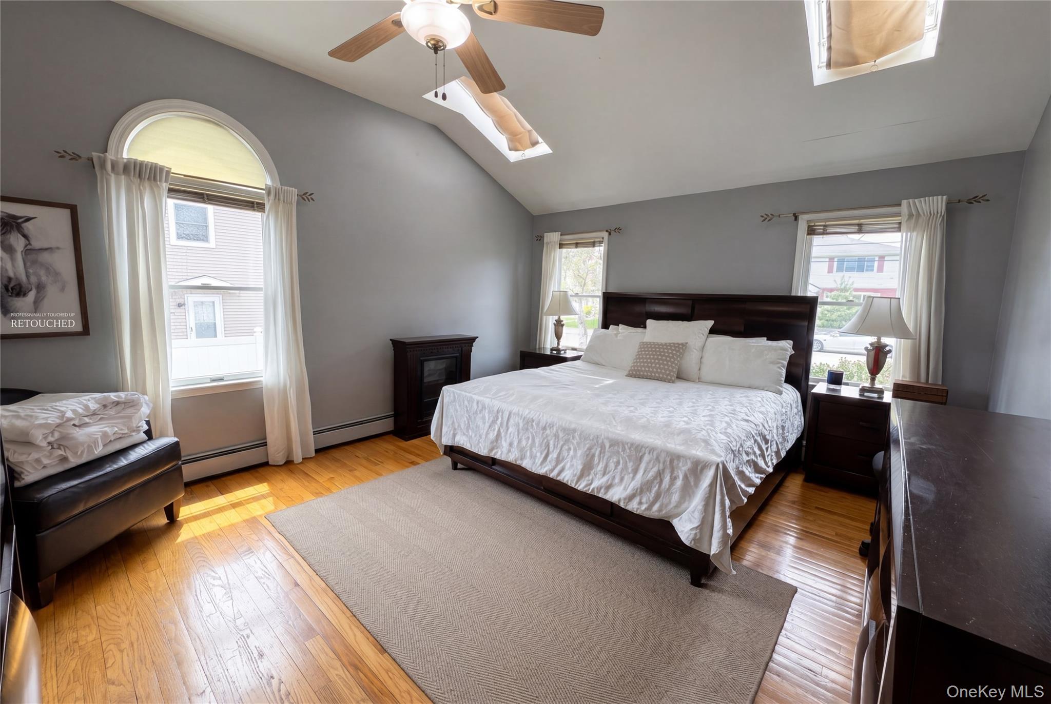 174 Trouville Road Copiague, NY 11726 - Photo 4 of 12 Primary Room