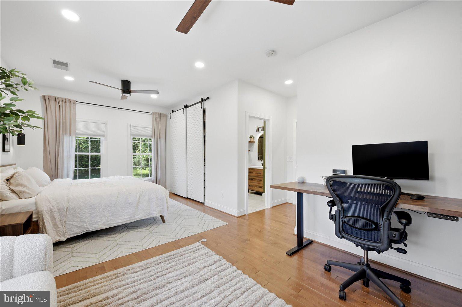 42886 Iron Bit Place Chantilly, VA 20152 - Photo 27 of 60