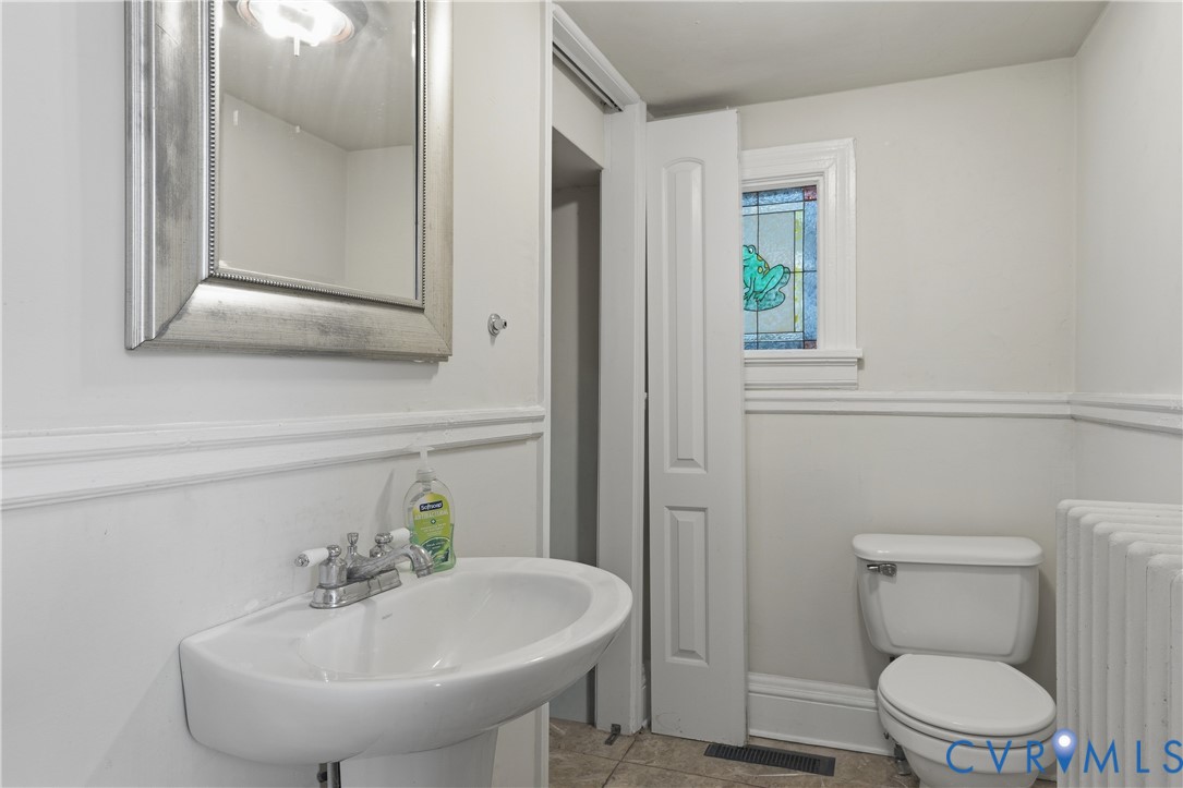 3405 East Broad Rock Road Richmond, VA 23224 - Photo 10 of 22 Half bath on lower level