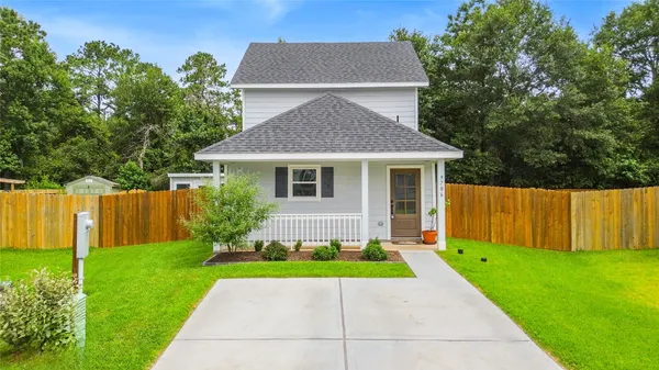 $1,500 | 9706 Marie Vlg Court, Conroe, TX 77306