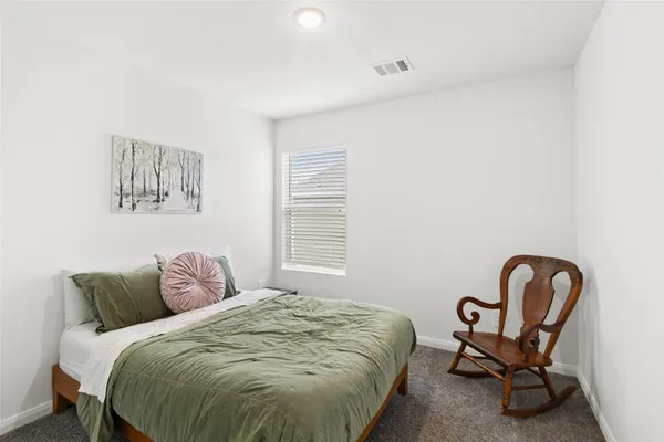 $1,500 | 9706 Marie Vlg Court, Conroe, TX 77306