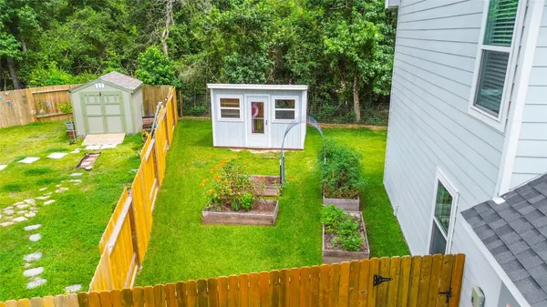 $1,500 | 9706 Marie Vlg Court, Conroe, TX 77306