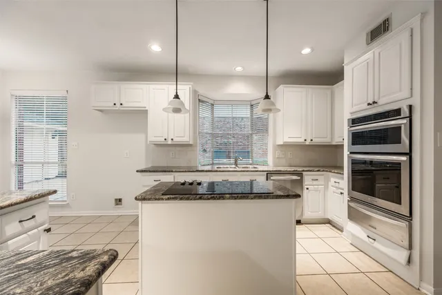 $515,000 | 107 North Sunny Slope Circle, The Woodlands, TX 77381