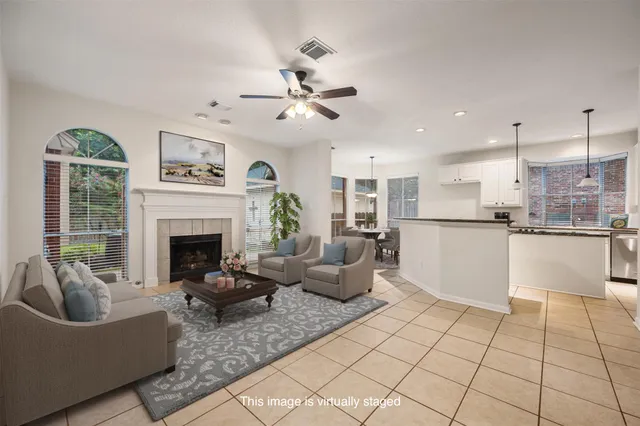 $515,000 | 107 North Sunny Slope Circle, The Woodlands, TX 77381