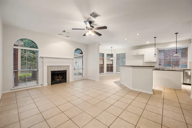 $515,000 | 107 North Sunny Slope Circle, The Woodlands, TX 77381