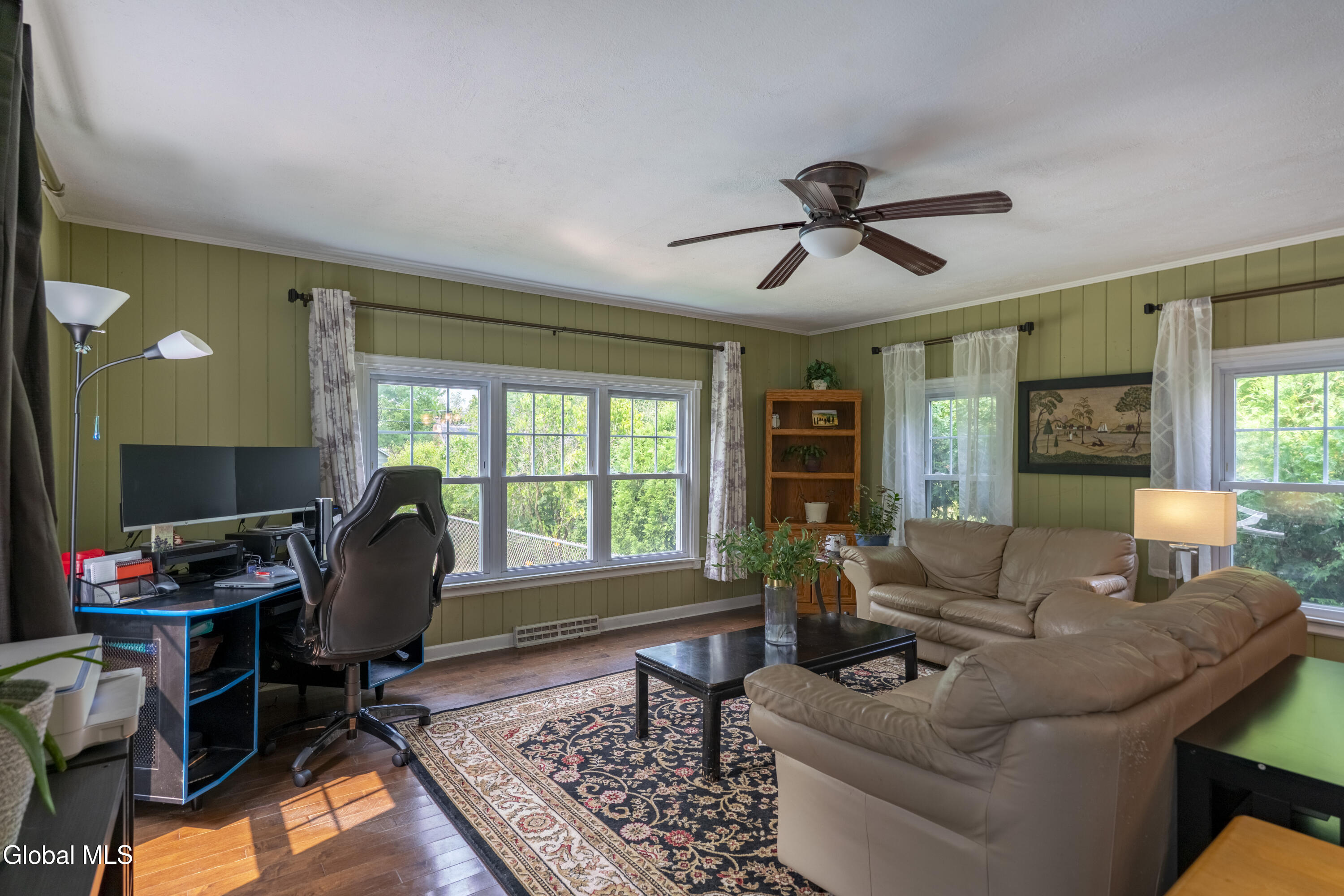 27 Pershing Road Queensbury, NY 12804 - Photo 10 of 28 27 Pershing-10