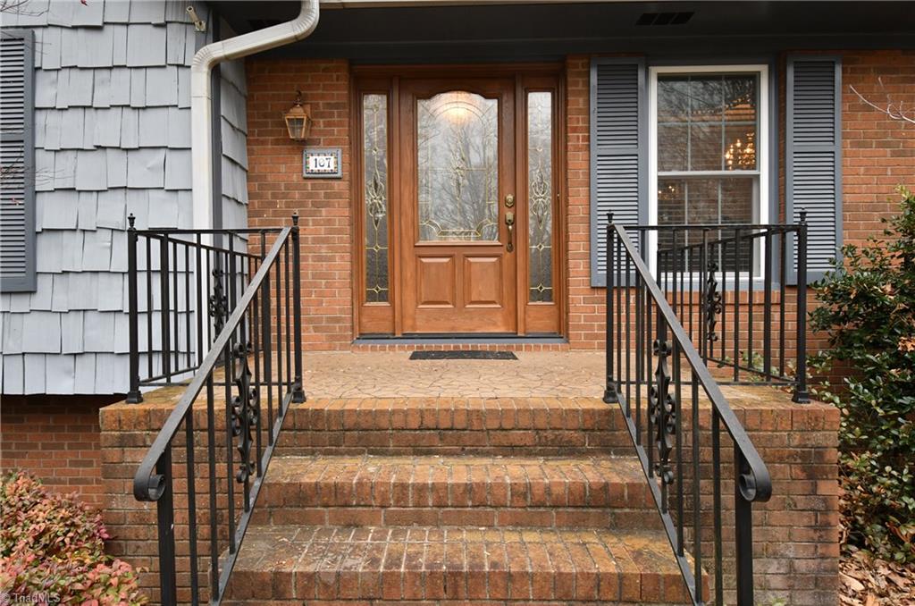 107 Roquemore Road Clemmons, NC 27012 - Photo 2 of 25 Gallery Image 2