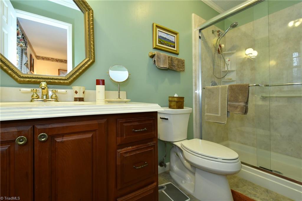 107 Roquemore Road Clemmons, NC 27012 - Photo 11 of 25 Gallery Image 11