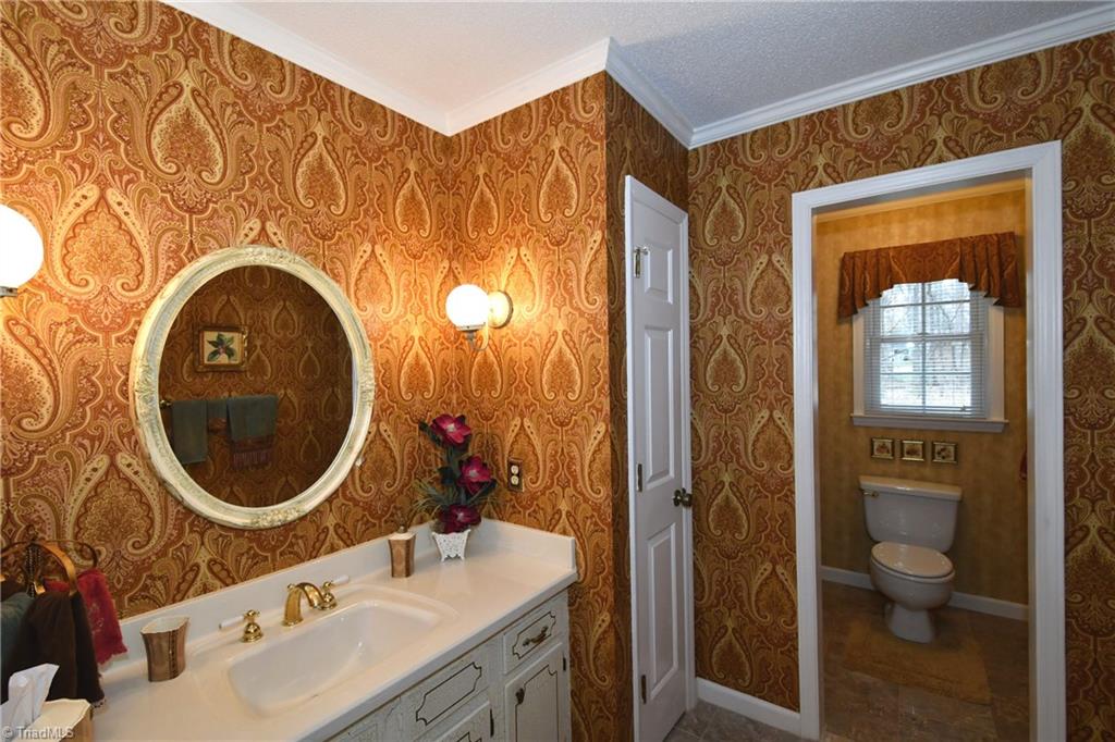 107 Roquemore Road Clemmons, NC 27012 - Photo 14 of 25 Gallery Image 14