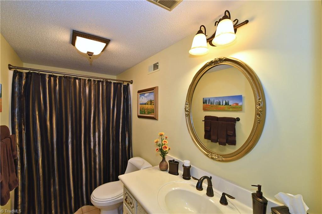 107 Roquemore Road Clemmons, NC 27012 - Photo 17 of 25 Gallery Image 17