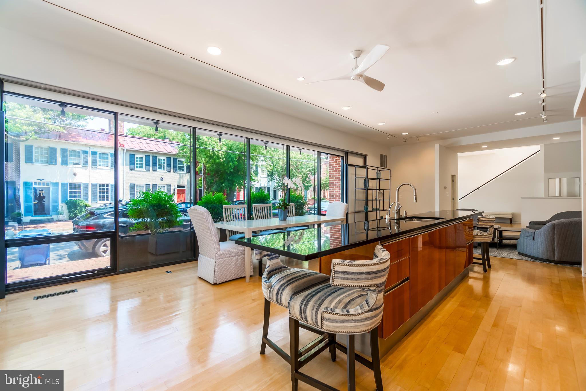 314 Queen Street Alexandria, VA 22314 - Photo 12 of 44