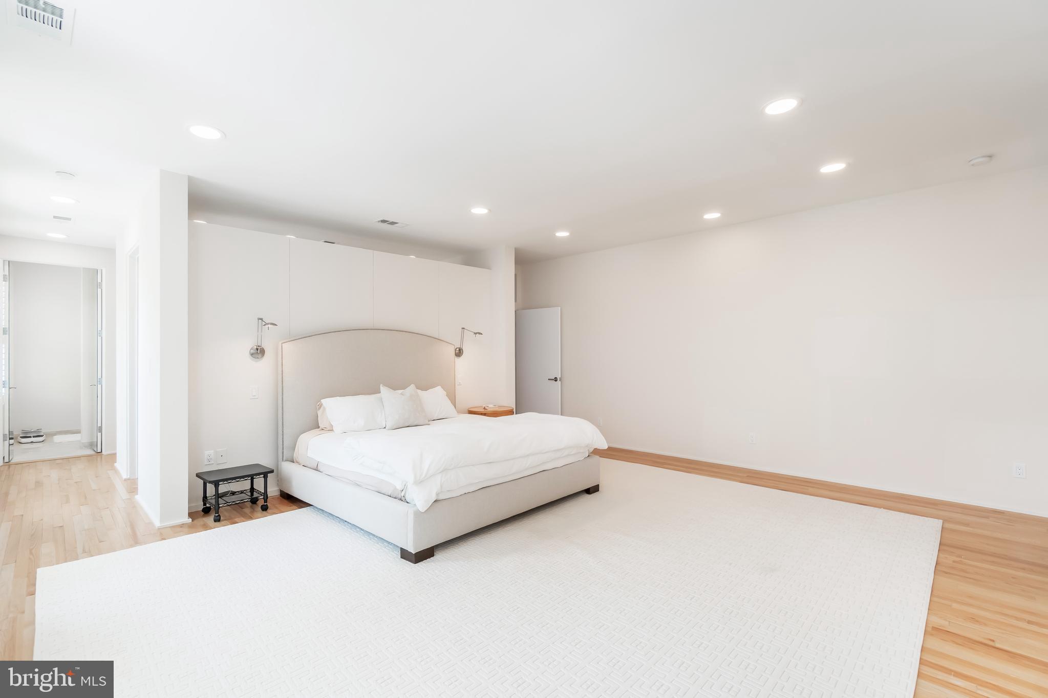 314 Queen Street Alexandria, VA 22314 - Photo 19 of 44