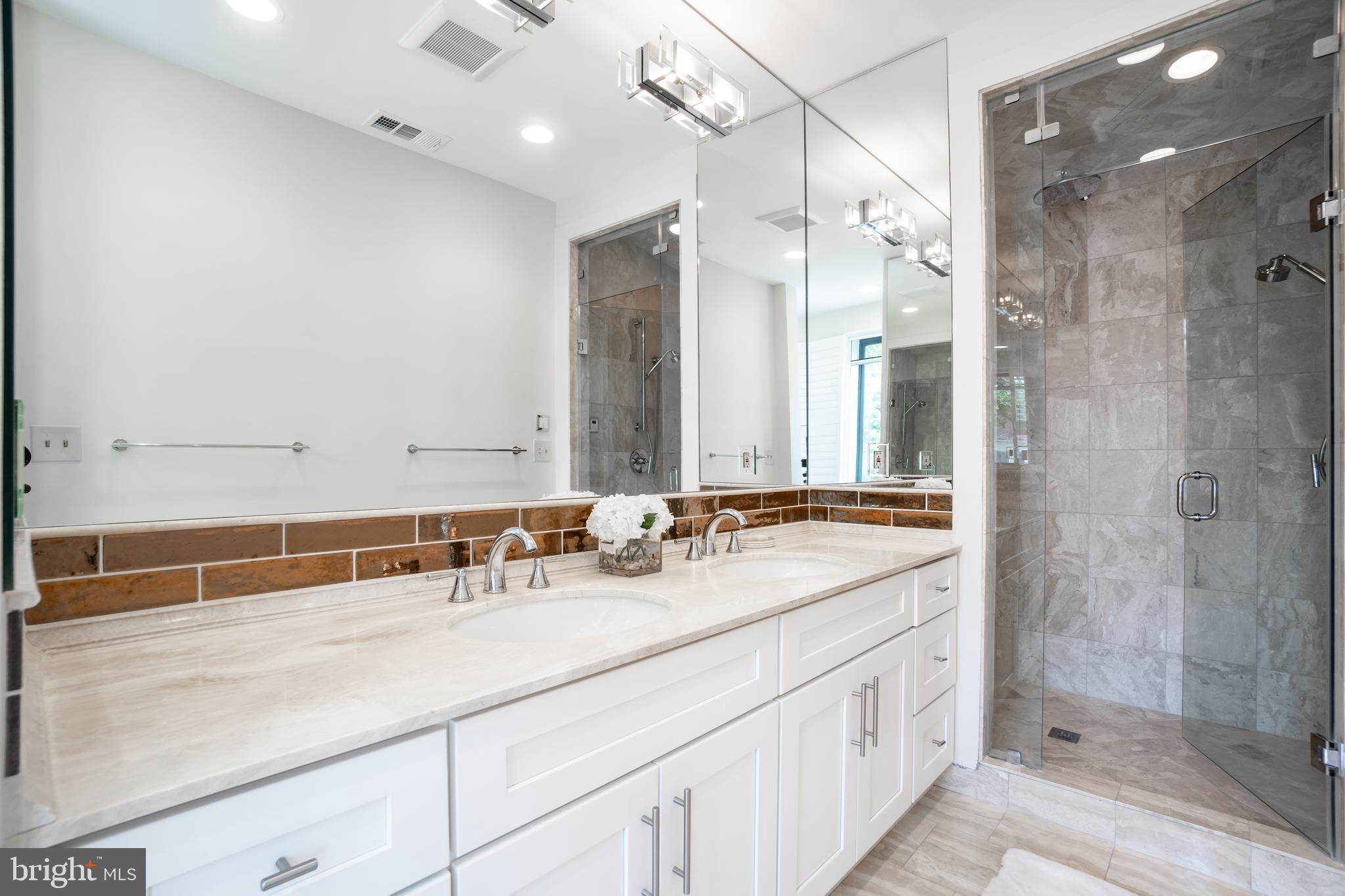 314 Queen Street Alexandria, VA 22314 - Photo 21 of 44