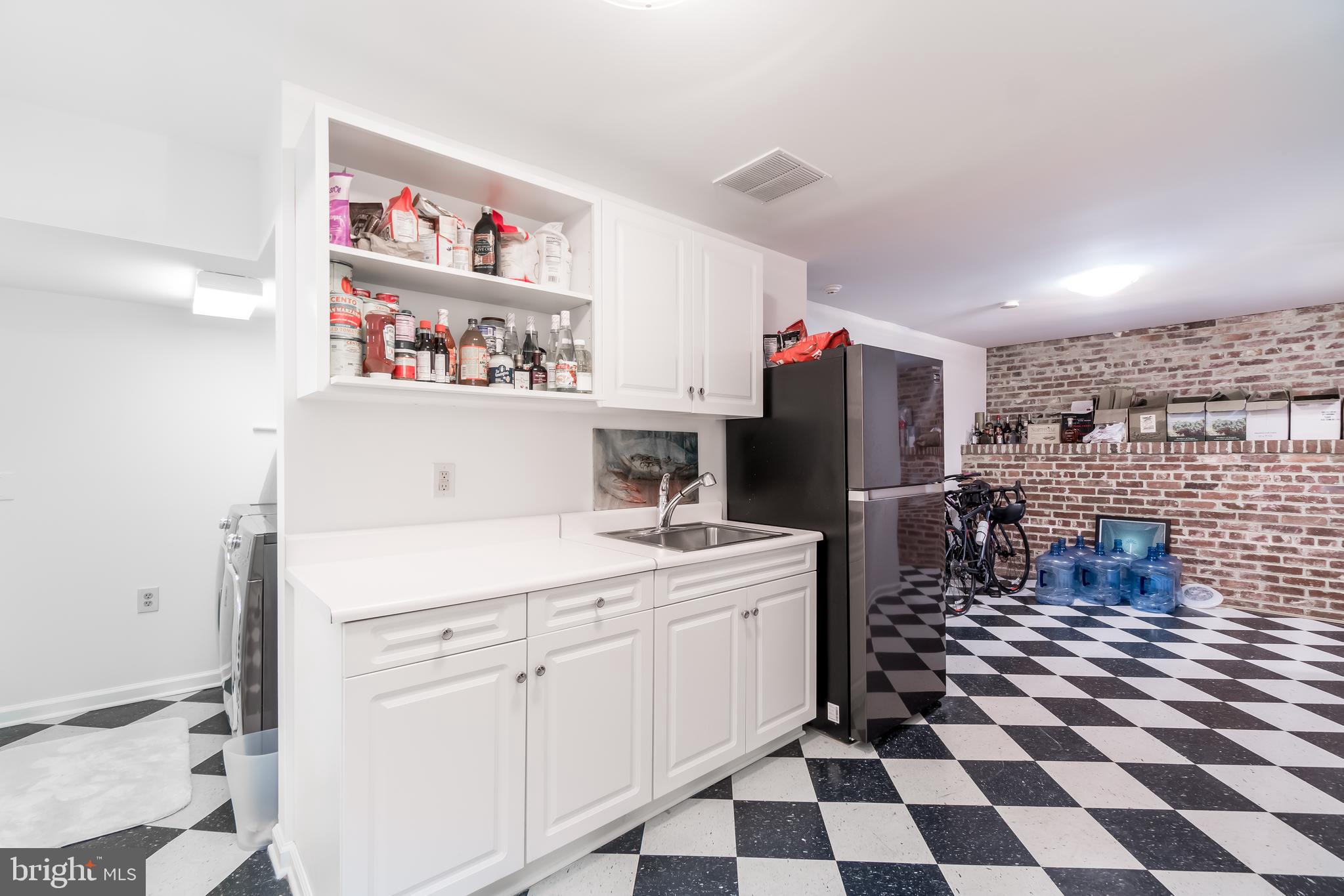 314 Queen Street Alexandria, VA 22314 - Photo 40 of 44