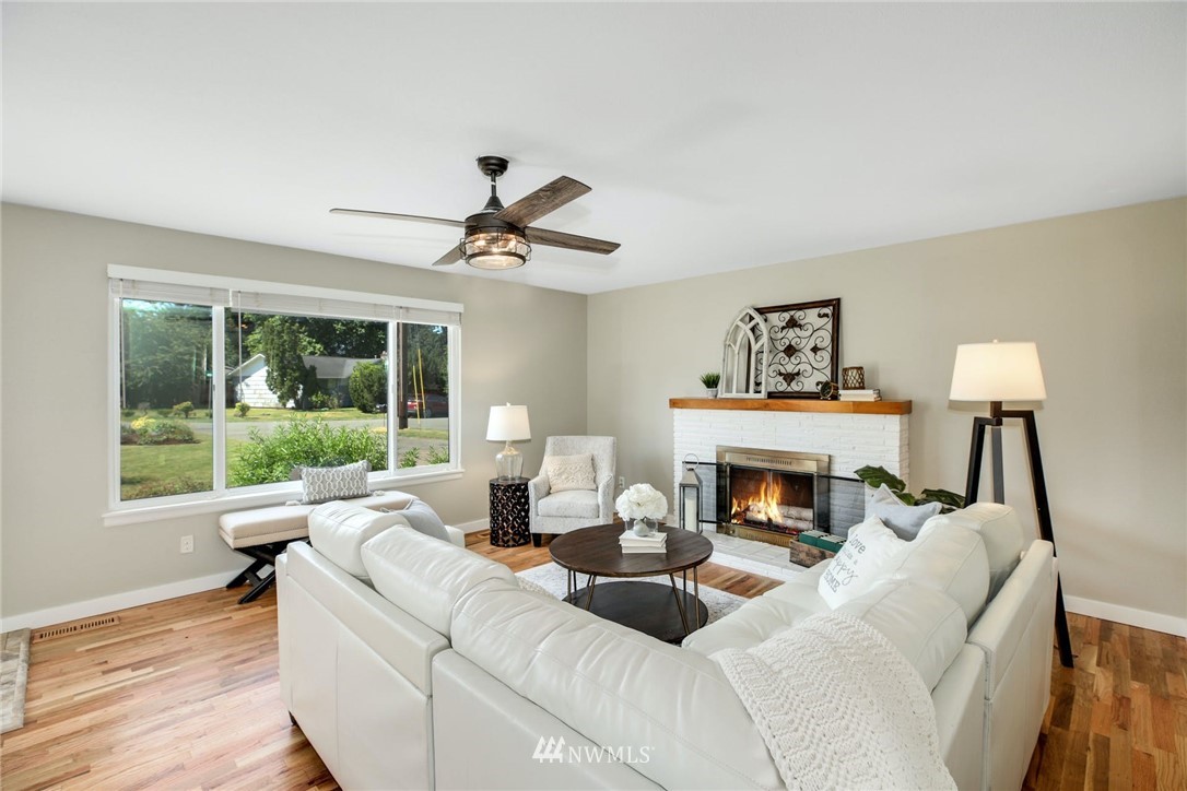 3624 Northeast 14th Street Renton, WA 98056 - Photo 9 of 37 Gallery Image 9
